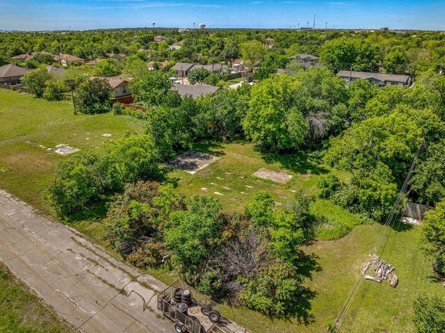 2703 Poplar LN, Cedar Park, TX 78613