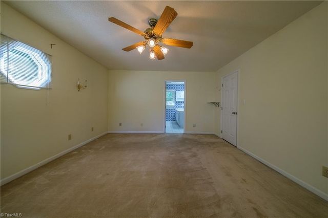 5917 Hickory Grove Road, Greensboro, NC 27409