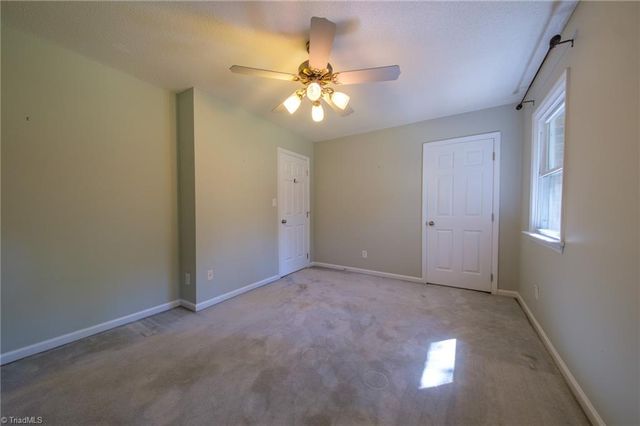 5917 Hickory Grove Road, Greensboro, NC 27409