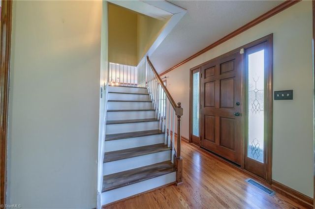 5917 Hickory Grove Road, Greensboro, NC 27409