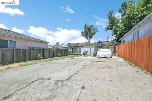2921 Eastman Ave, Oakland, CA 94619