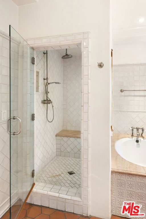 Image 54 of property listing at 3110 La Suvida Drive, Los Angeles, CA 90068