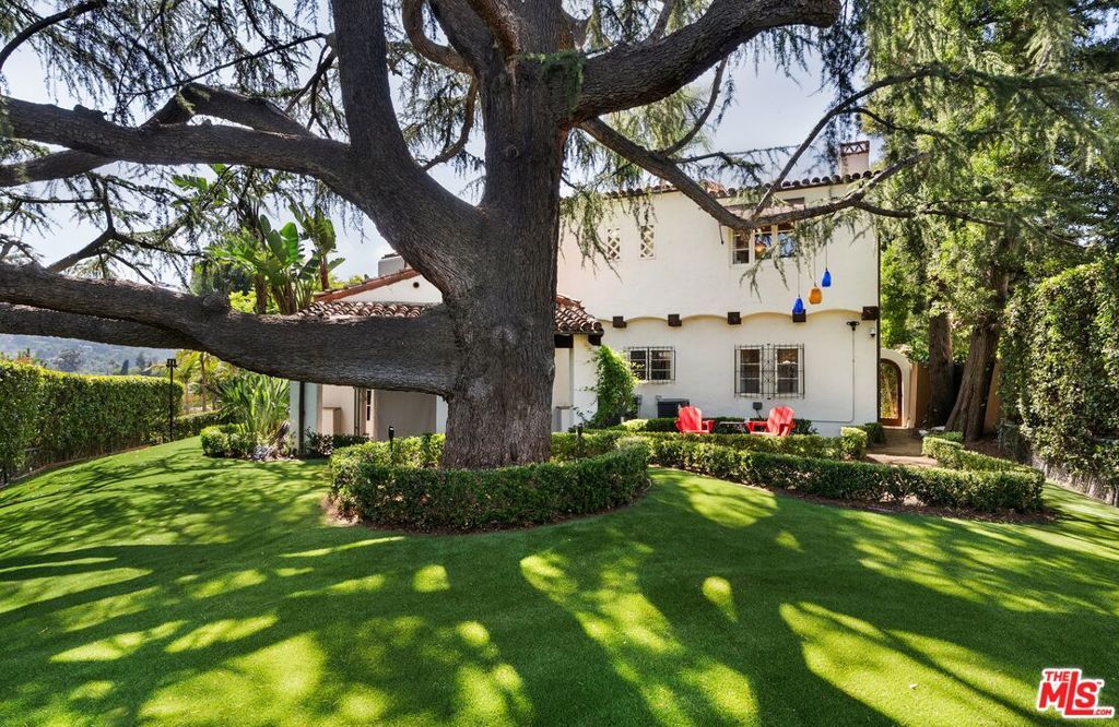 Image 66 of property listing at 3110 La Suvida Drive, Los Angeles, CA 90068