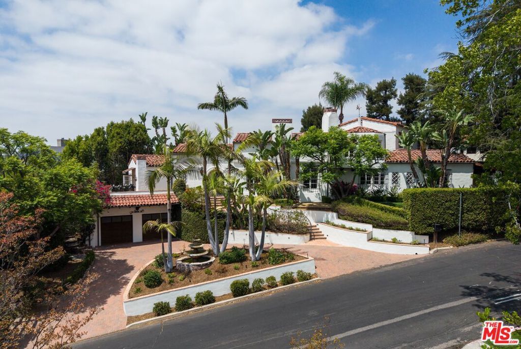 Image 68 of property listing at 3110 La Suvida Drive, Los Angeles, CA 90068