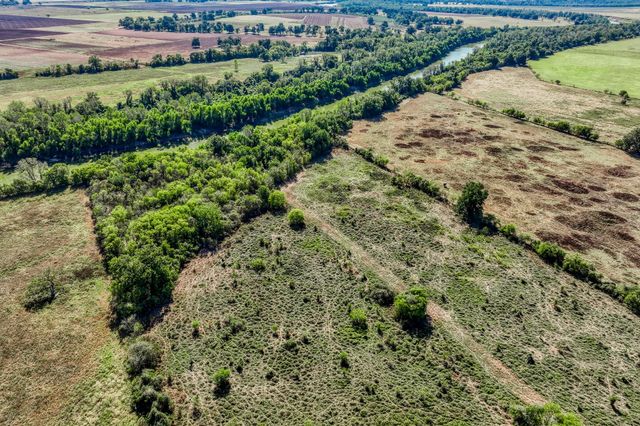 6322 Fm 1370, Washington, TX 77880