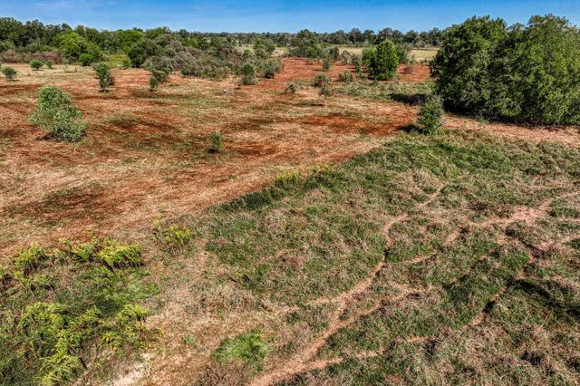 6322 Fm 1370, Washington, TX 77880