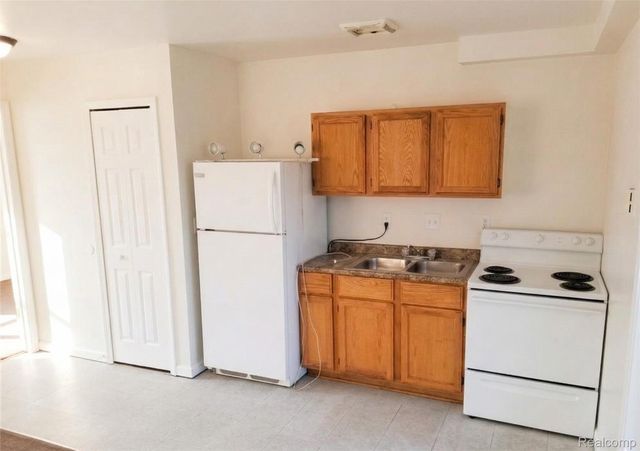 12927 Plymouth Road, Detroit, MI 48227