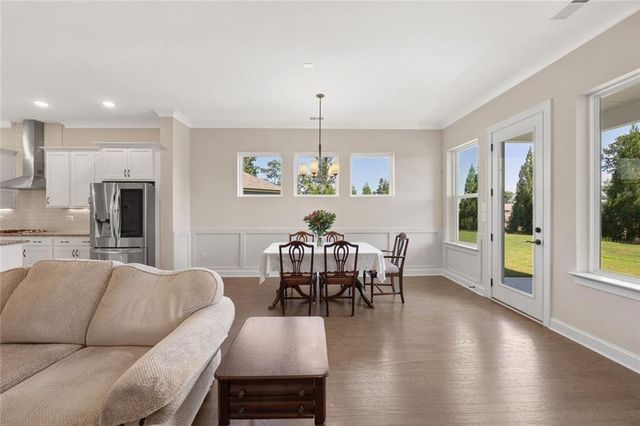 6853 River Rock Drive, Flowery Branch, GA 30542