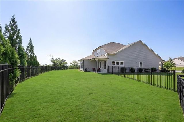 6853 River Rock Drive, Flowery Branch, GA 30542