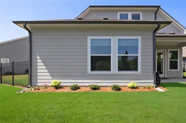 6853 River Rock Drive, Flowery Branch, GA 30542