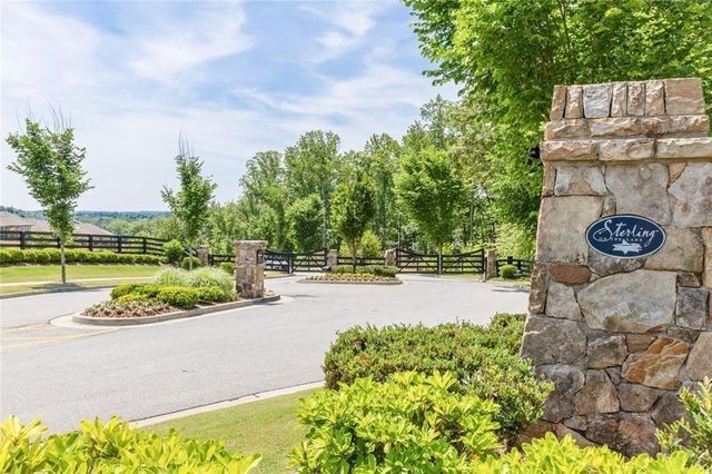 6853 River Rock Drive, Flowery Branch, GA 30542