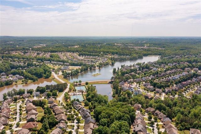 6853 River Rock Drive, Flowery Branch, GA 30542