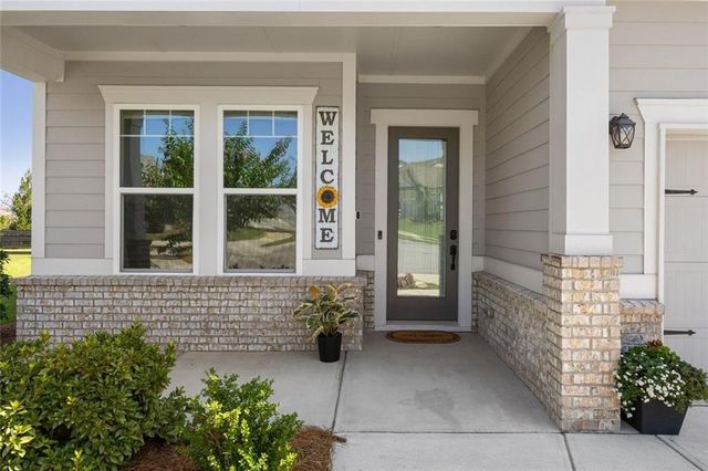 6853 River Rock Drive, Flowery Branch, GA 30542