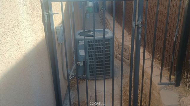 2247 Casa Loma Street, Needles, CA 92363