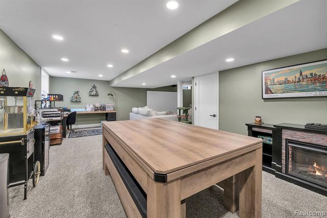 22625 Ridgeway Street, Saint Clair Shores, MI 48080