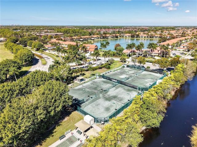 6890 Huntington Lakes CIR 204, Naples, FL 34119