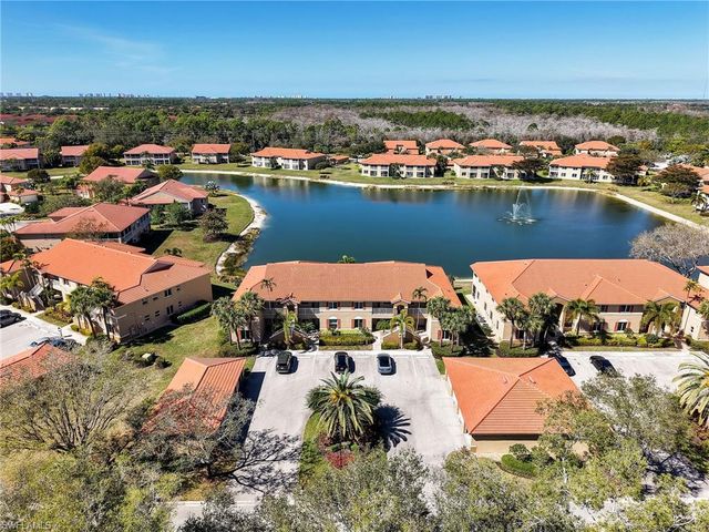 6890 Huntington Lakes CIR 204, Naples, FL 34119