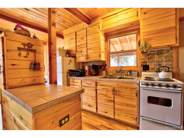 45 Swiggler Ct, Jefferson, CO 80456