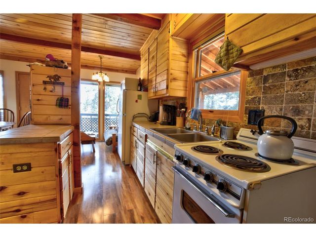 45 Swiggler Ct, Jefferson, CO 80456