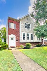 818 Wm H Taft Road, Cincinnati, OH 45206