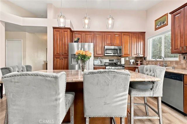 2813 W Buena Vista Drive, Rialto, CA 92377