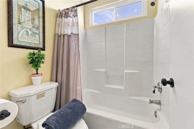 2813 W Buena Vista Drive, Rialto, CA 92377