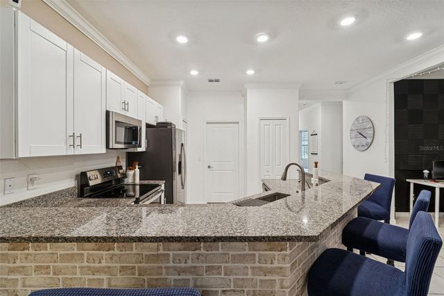 6773 RIPPLE POND LOOP, Zephyrhills, FL 33541