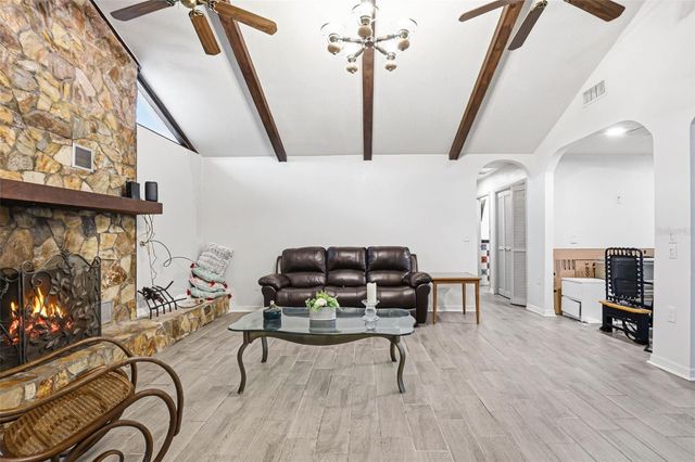 30151 LYNNE DRIVE, Wesley Chapel, FL 33543