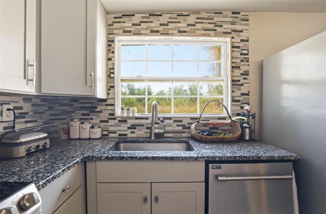 30151 LYNNE DRIVE, Wesley Chapel, FL 33543