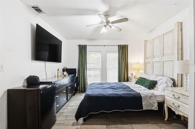 30151 LYNNE DRIVE, Wesley Chapel, FL 33543