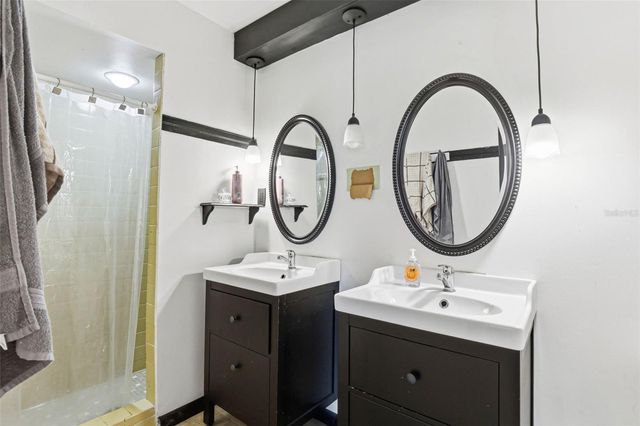 30151 LYNNE DRIVE, Wesley Chapel, FL 33543