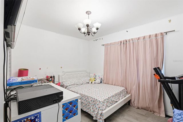 30151 LYNNE DRIVE, Wesley Chapel, FL 33543