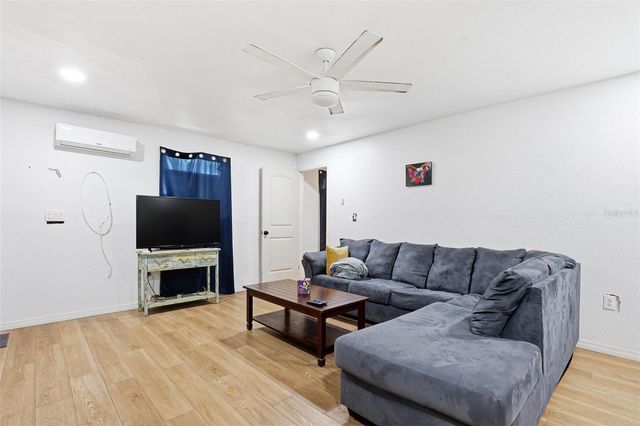 30151 LYNNE DRIVE, Wesley Chapel, FL 33543