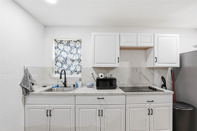 30151 LYNNE DRIVE, Wesley Chapel, FL 33543