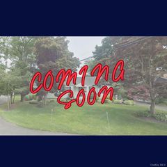 47 Thorburn Avenue, Patchogue, NY 11772