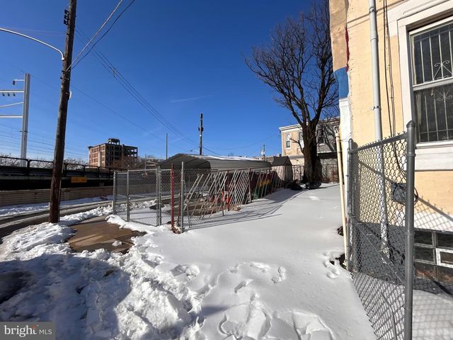 1249 W FIRTH ST, Philadelphia, PA 19133