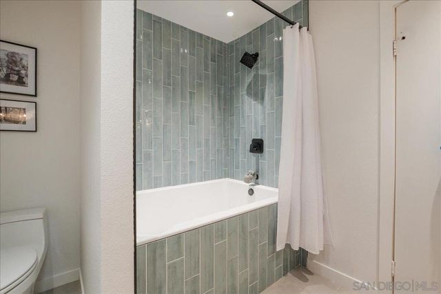 6641 Murray Park Drive, San Diego, CA 92120