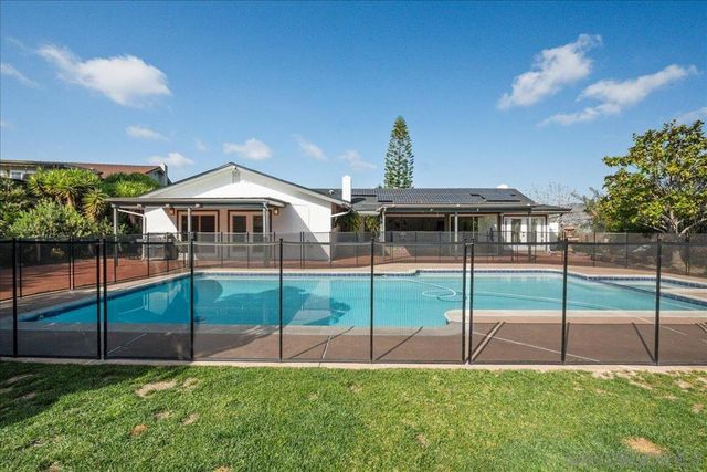 6641 Murray Park Drive, San Diego, CA 92120