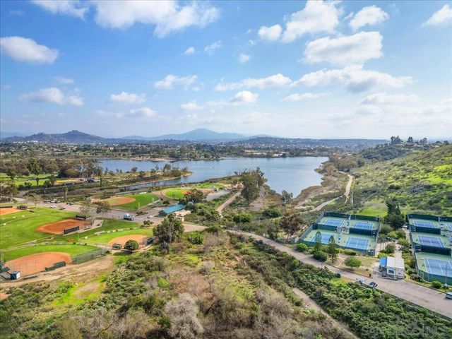 6641 Murray Park Drive, San Diego, CA 92120