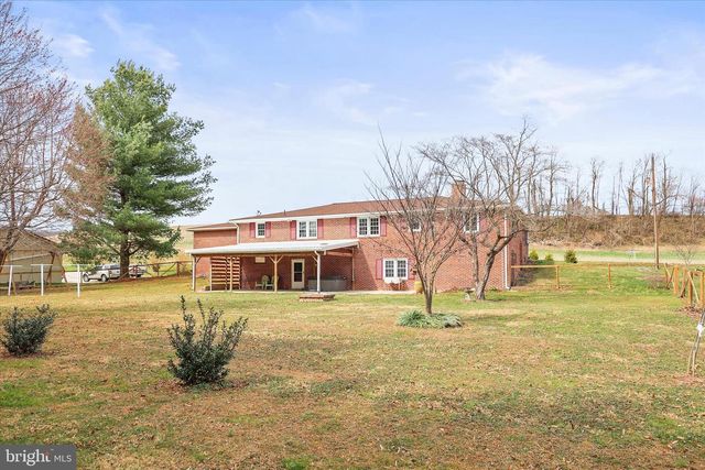 6424 OLD HANOVER RD, Hanover, PA 17331