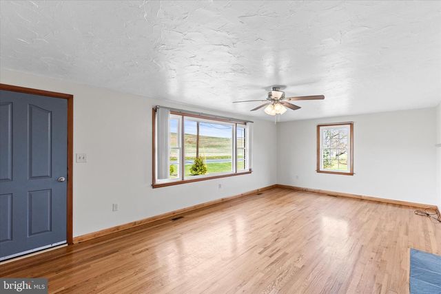 6424 OLD HANOVER RD, Hanover, PA 17331