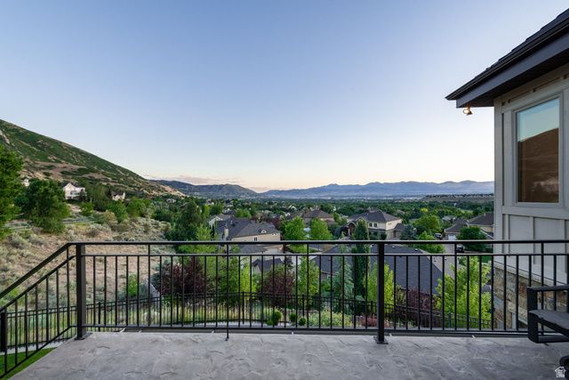 12056 S CORTINA CREST DR, Draper, UT 84020