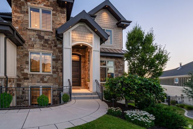 12056 S CORTINA CREST DR, Draper, UT 84020