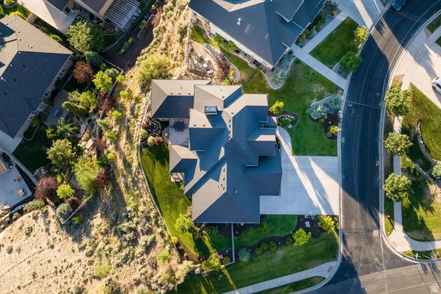 12056 S CORTINA CREST DR, Draper, UT 84020