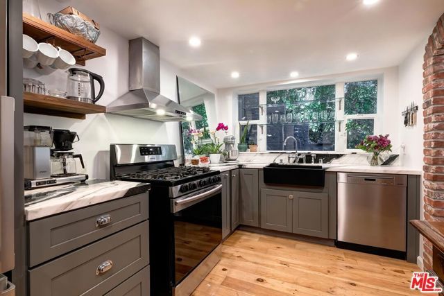 9826 Portola Drive, Beverly Hills, CA 90210