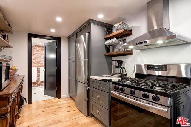 9826 Portola Drive, Beverly Hills, CA 90210