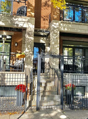 1040 W Polk Street 2B, Chicago, IL 60607