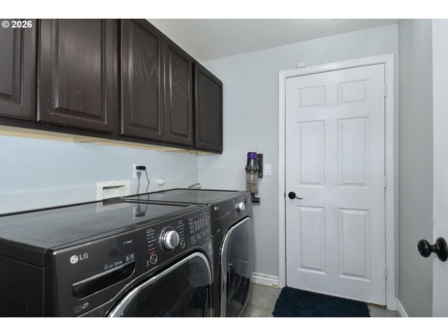 151 Se CONDOR Dr, Gresham, OR 97080