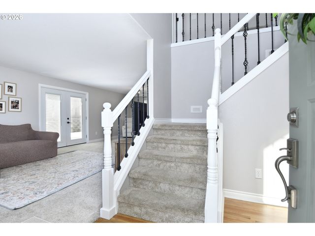 151 Se CONDOR Dr, Gresham, OR 97080