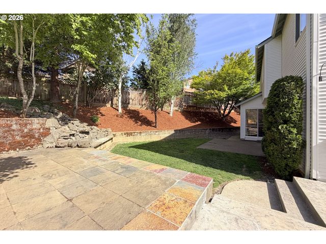 151 Se CONDOR Dr, Gresham, OR 97080